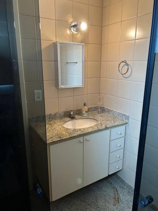 Apartamento De 3 Quartos Na Praia Da Fonte Guarapari Exteriör bild